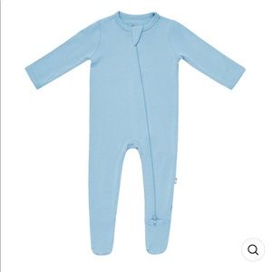 Kyte BABY Zippered Footie in Stream. Size 18-24m